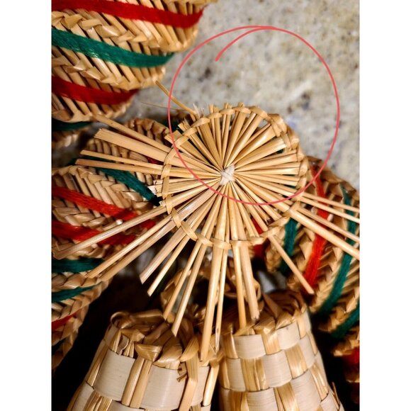 Scandinavian Swedish Straw Christmas Wreath with Bells. Set of 3. App 11" Diam. - Picture 5 of 12